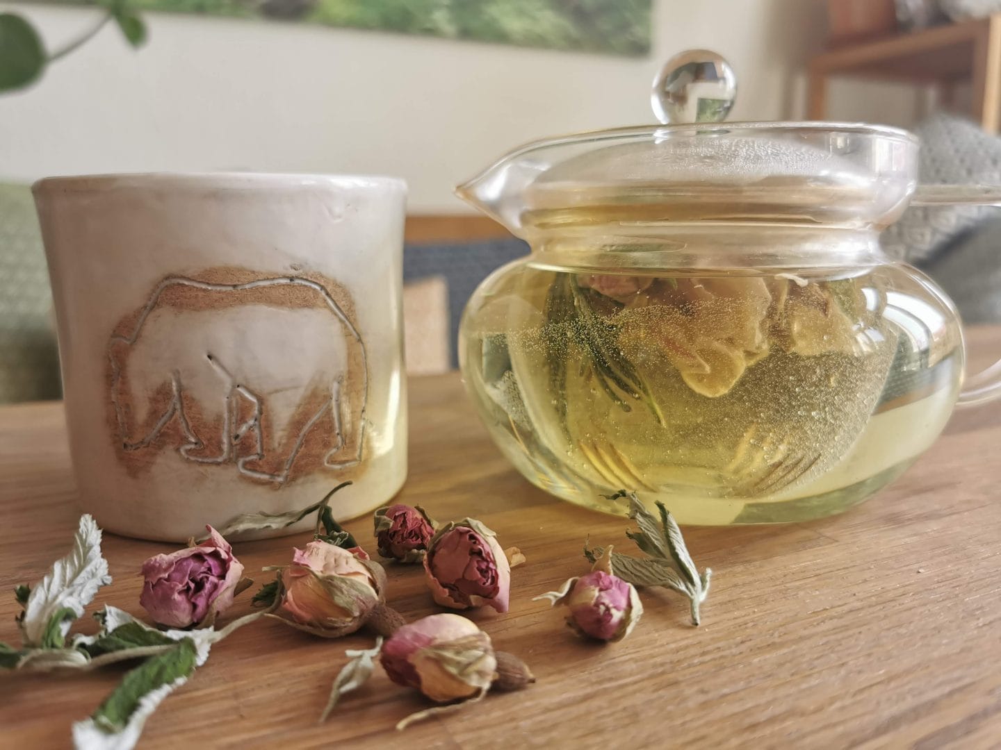 Infusion parfumée de framboisier et de rose